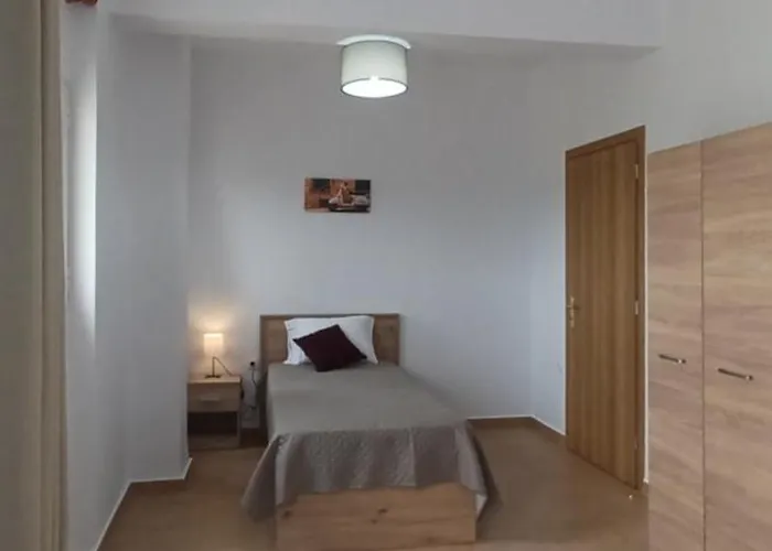 Melody View Mansion לפקימי